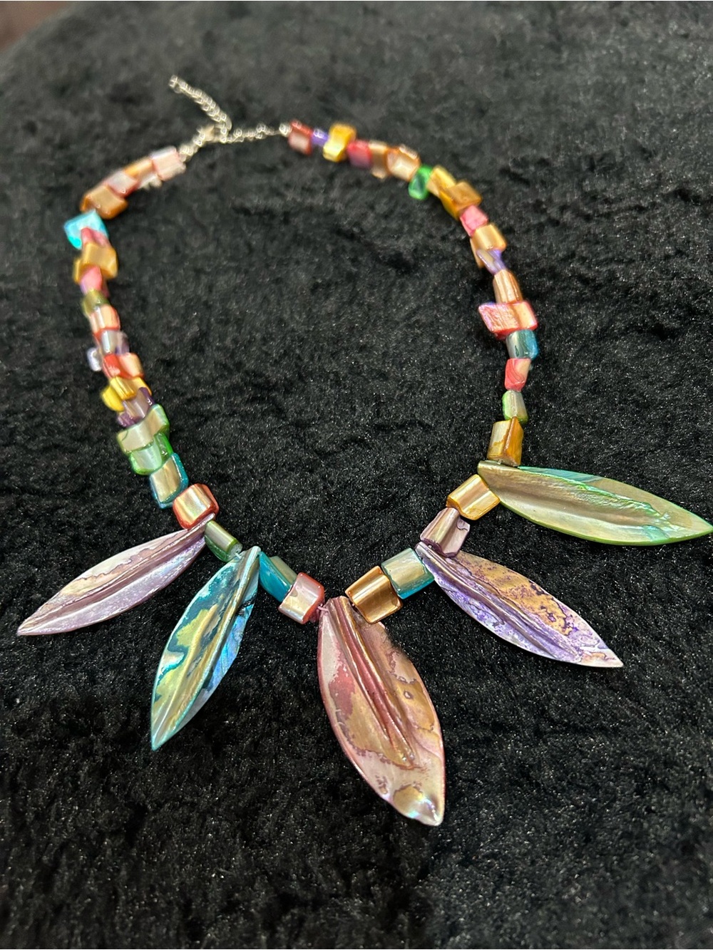 American Vintage Multicolor Iridescent Leaf Necklace